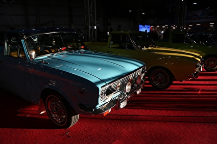 نمایشگاه خودروهای کلاسیک - همدان