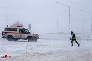 امدادرسانی هلال احمر به بیش از ۲۳۰۰ نفر در برف و کولاک اردبیل