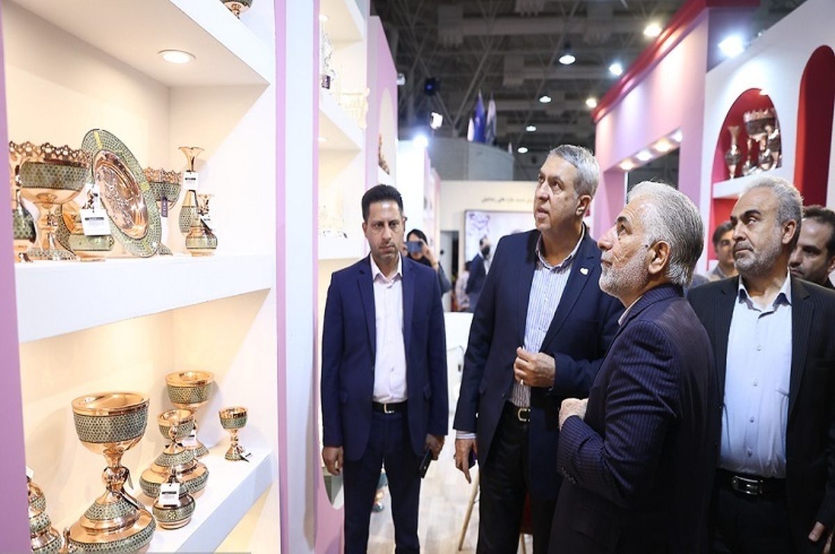 رئیس سازمان زندان‌ها از غرفه حامی بازار در نمایشگاه ایران‌اکسپو ۲۰۲۳ بازدید کرد