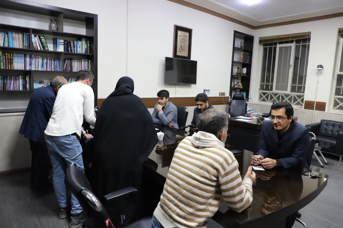 مسئولان قضایی استان یزد به مشکلات حقوقی خانواده‌های شهدا و ایثارگران رسیدگی کردند