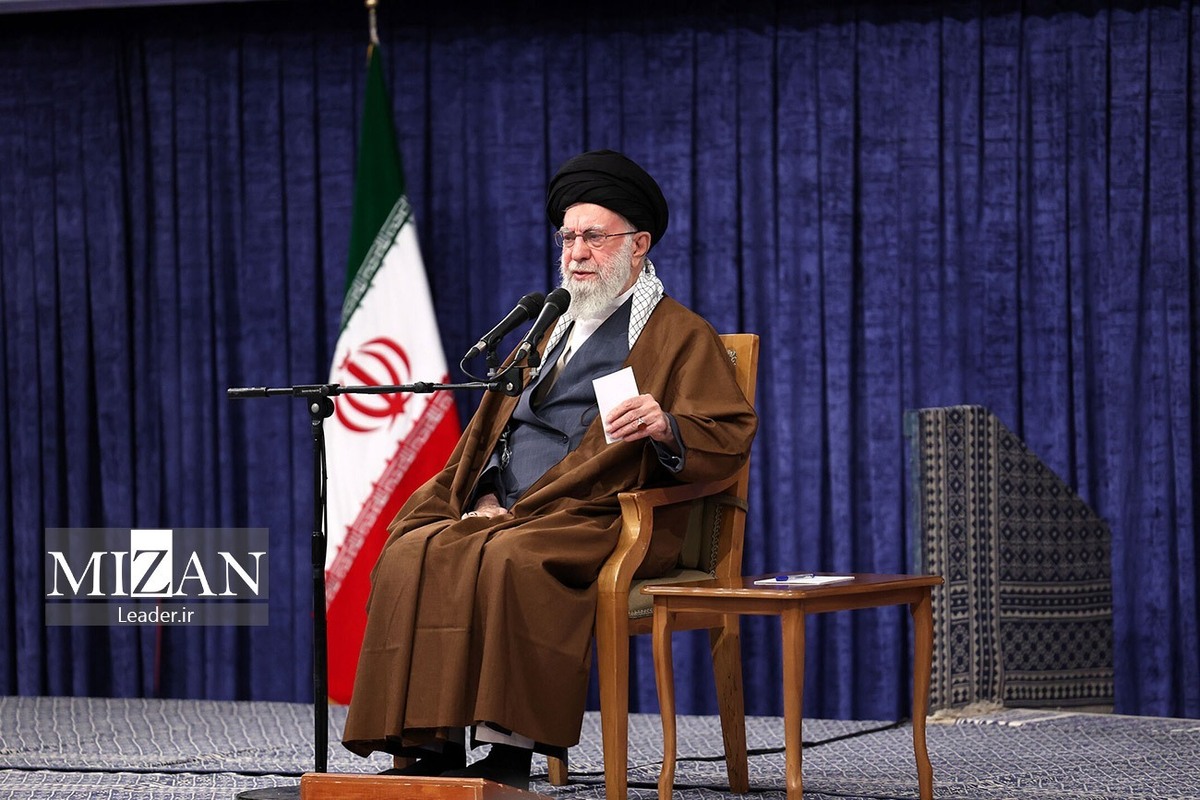 US weapons are given to Zionists to be dropped on Gazan people