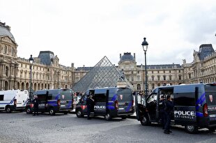 Five more arrested in Louvre heist scandal