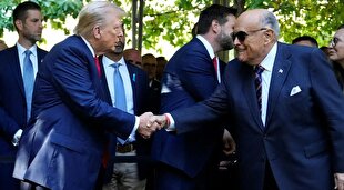 Trump pardons Rudy Giuliani and 76 of his convicted allies