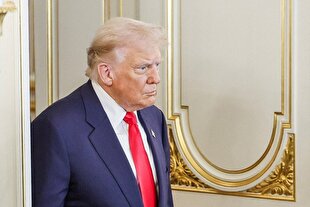 Trump’s approval ratings plummet in new poll