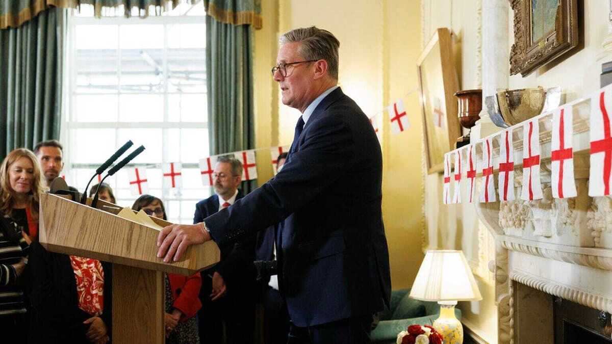 Crisis in No.10: Rumors of a party coup as Starmer faces growing dissent