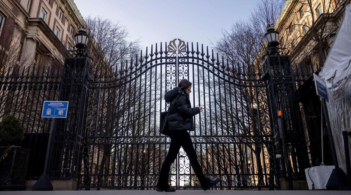 $1 billion lost as international students stay away from U.S. colleges