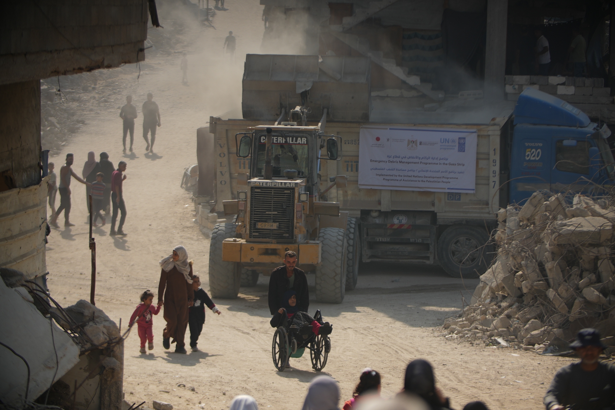 Gaza buried under 68 million tons of war debris Gaza buried under 68 million tons of war debris