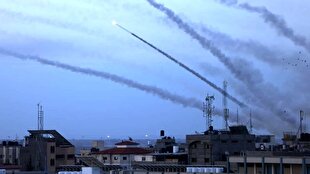 Resistance groups launch rocket attack on Zionist settlements