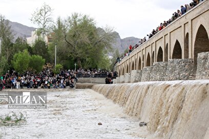 Temporary reopening of Zayandeh Rud