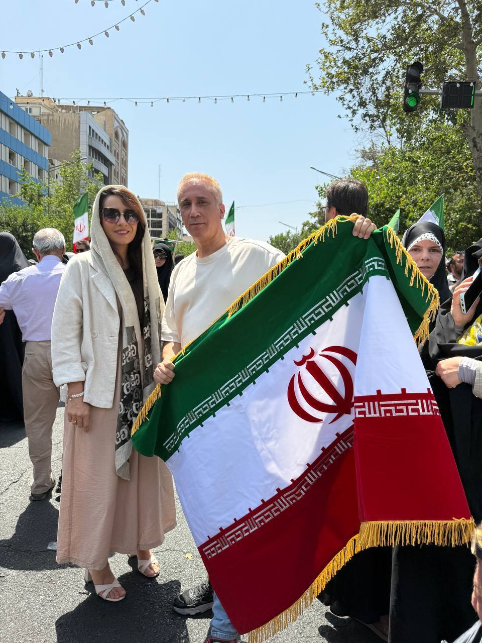 Meaningful and epic presence of people in Friday Prayers