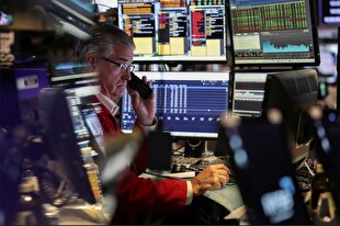 UK economic downturn deepens