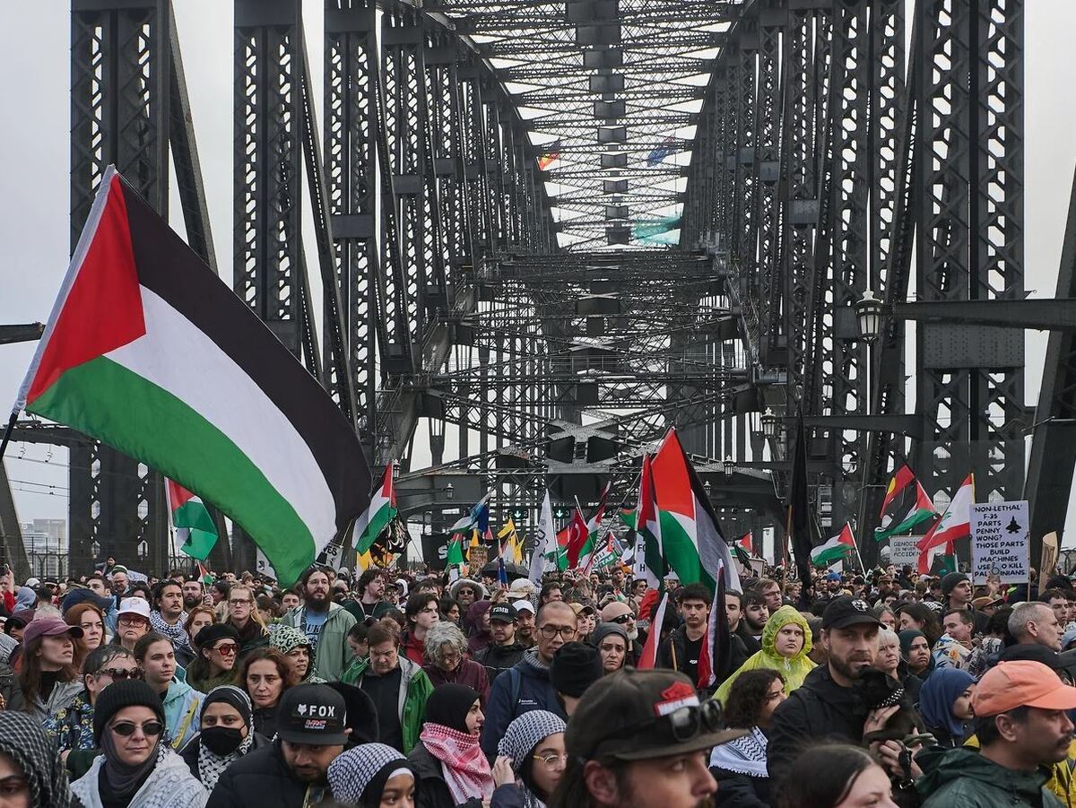 Unprecedented pro-Palestinian protest of hundreds of thousands in Sydney