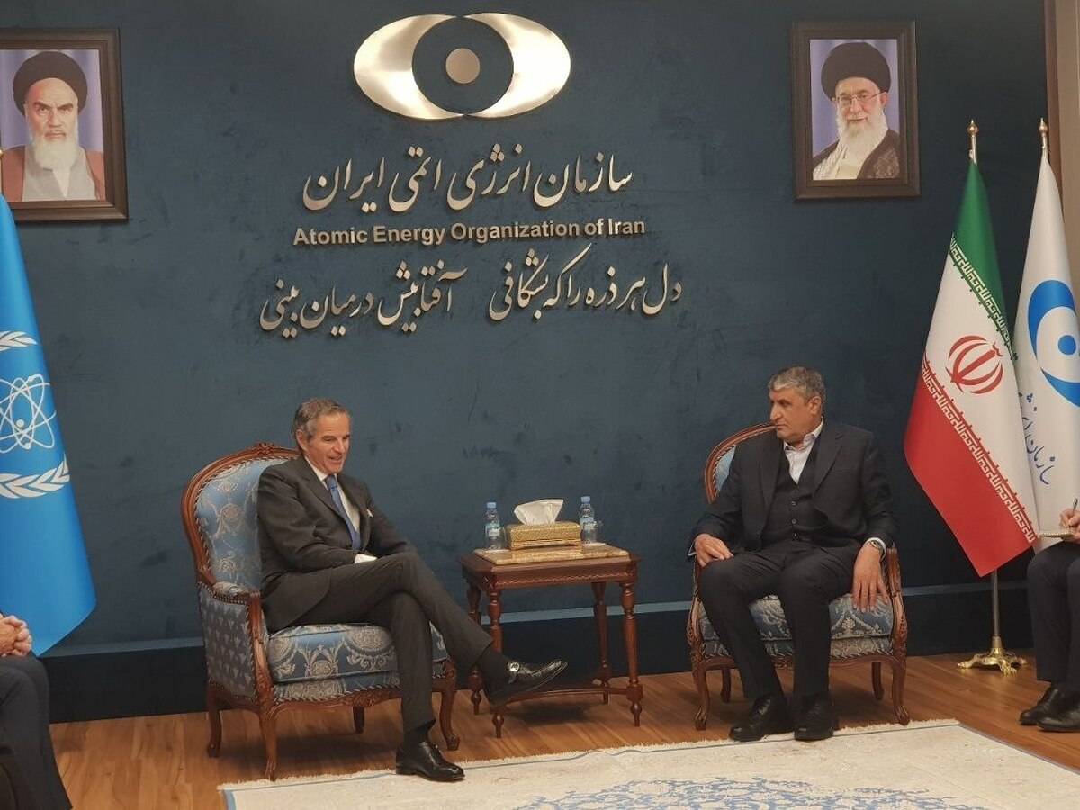 دور نخست مذاکرات گروسی و اسلامی