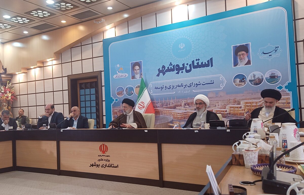 با دستور رییس جمهور ۵ مدیر در استان بوشهر برکنار می‌شوند