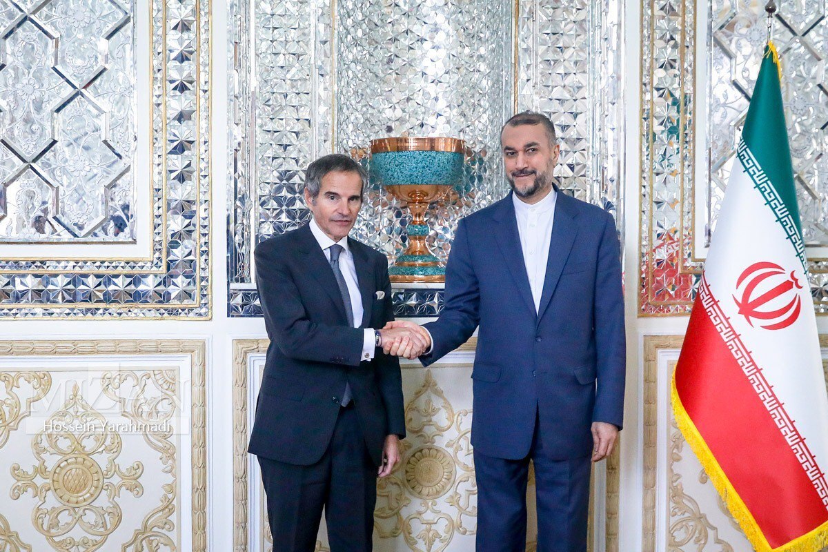 گروسی با امیرعبداللهیان دیدار کرد