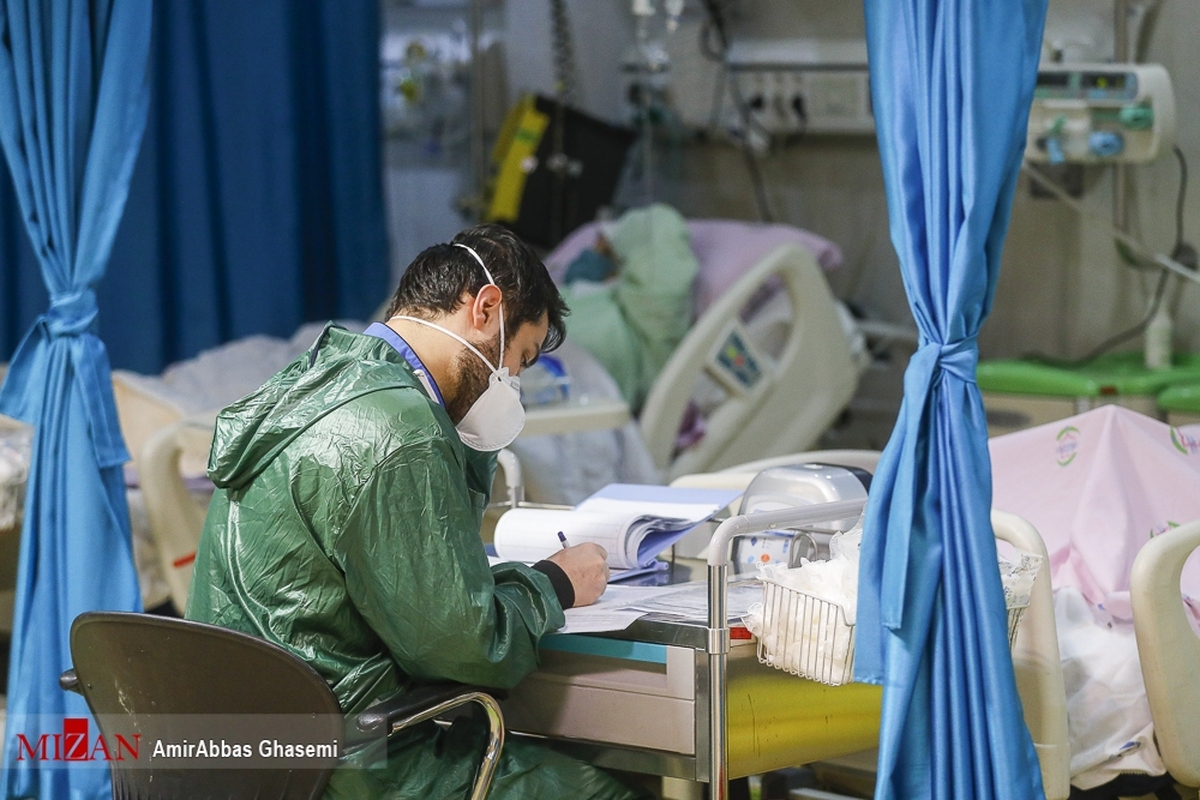 آخرین وضعیت کرونا در کشور؛ شناسایی ۴۶۳ بیمار جدید و فوت ۱۵ تن دیگر