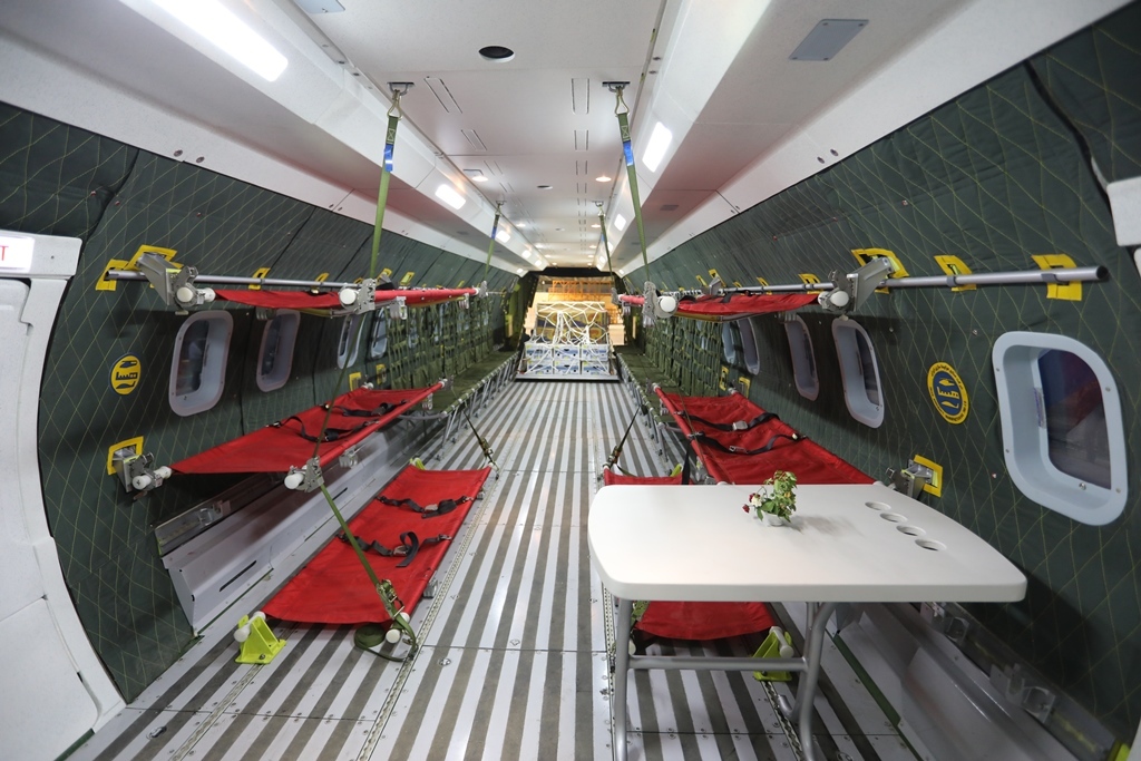 هواپیمای ترابری سبک «سیمرغ»؛ گام بلند پیشرفت صنعت هوایی کشور هواپیمای ترابری سبک «سیمرغ»؛ گام بلند پیشرفت صنعت هوایی کشور