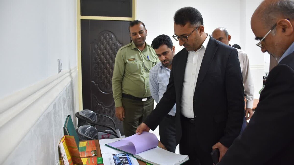 رئیس کل دادگستری هرمزگان از اداره کل منابع طبیعی در راستای تسریع در پاسخگویی به استعلامات طرح حدنگاری اراضی کشاورزی بازدید کرد