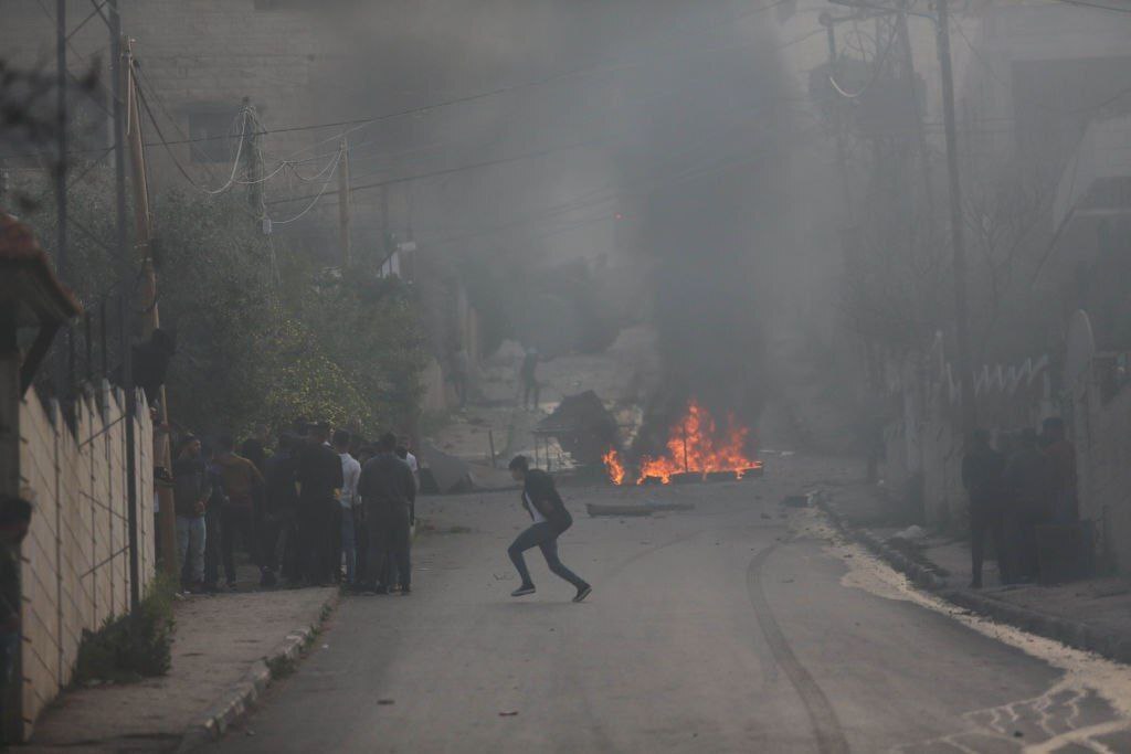 شلیک موشک از نوار غزه به سمت اراضی اشغالی/ تاکید مقاومت بر ایستادگی در مقابل اشغالگران