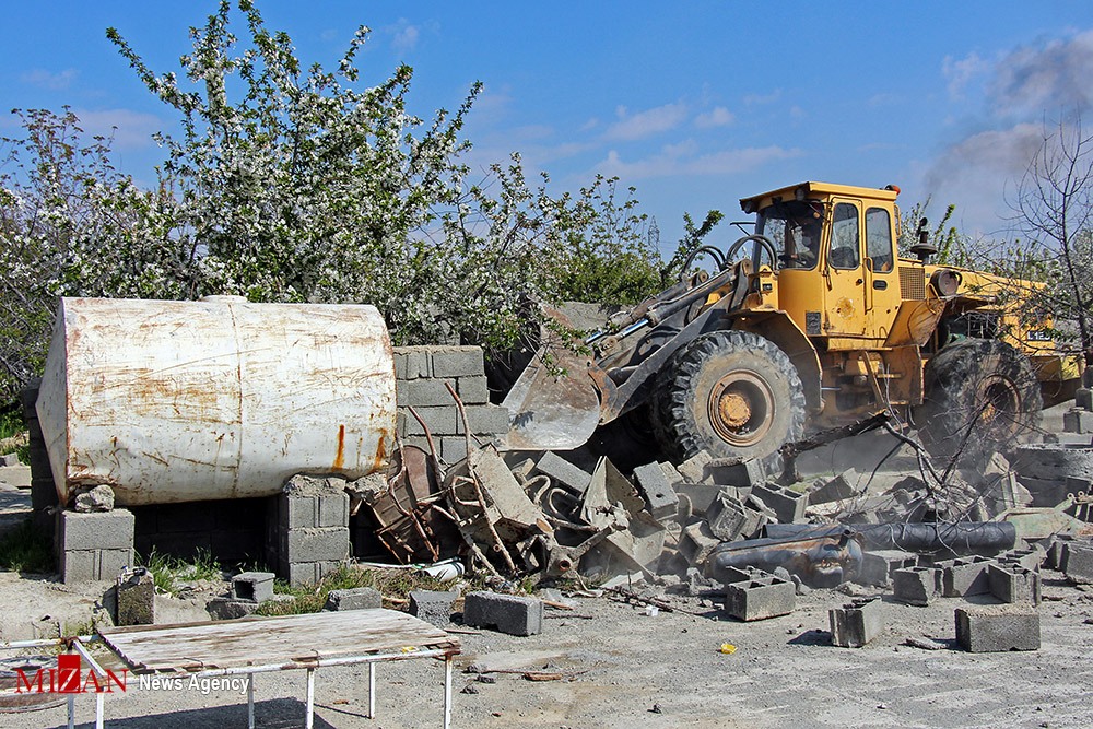 هویت دار کردن اراضی به ویژه اراضی کشاورزی در دستور کار دستگاه قضا/ یک هزارو ۳۳ هکتار از اراضی ملی استان مرکزی در ۱۱ ماهه سال جاری رفع تصرف شد/ حدنگاری ۹۹ درصد از اراضی ملی و منابع طبیعی استان