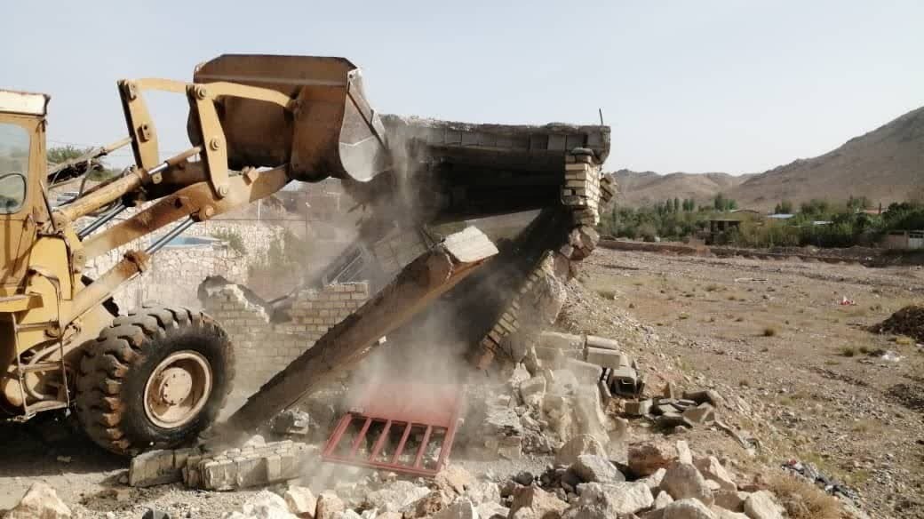 عید////آزاد سازی بیش از ۱۳۳ هکتار از اراضی ملی و منابع طبیعی استان قم در‌سال ۱۴۰۱/ از تغییر کاربری ۵۵ هکتار از اراضی زراعی استان جلوگیری شد ///منادی 12