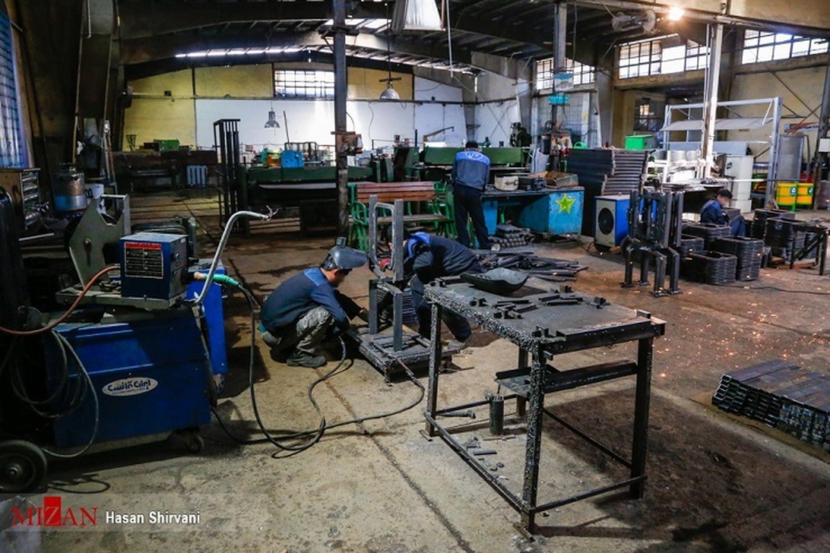 اقدامات قوه قضاییه در اشتغال زندانیان/ برای بیش از یک هزار زندانی استان یزد در سال ۱۴۰۱ زمینه اشتغال و کسب درآمد فراهم شد