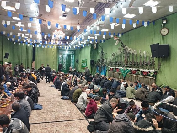 حسینیه بی‌پناهان؛ ۴۰ سال اطعام بی‌وقفه شبانه از سوی کربلایی‌های قم