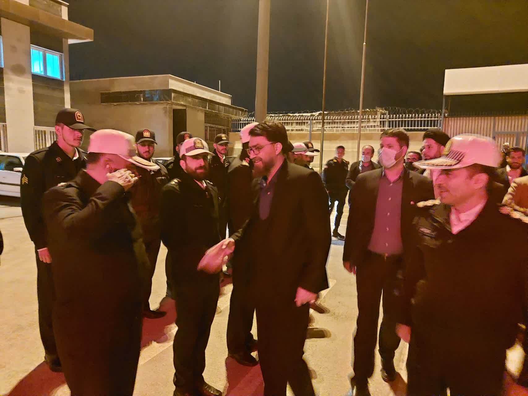 دادستان قزوین شبانه از مراکز درمانی و آتش نشانی بازدید کرد