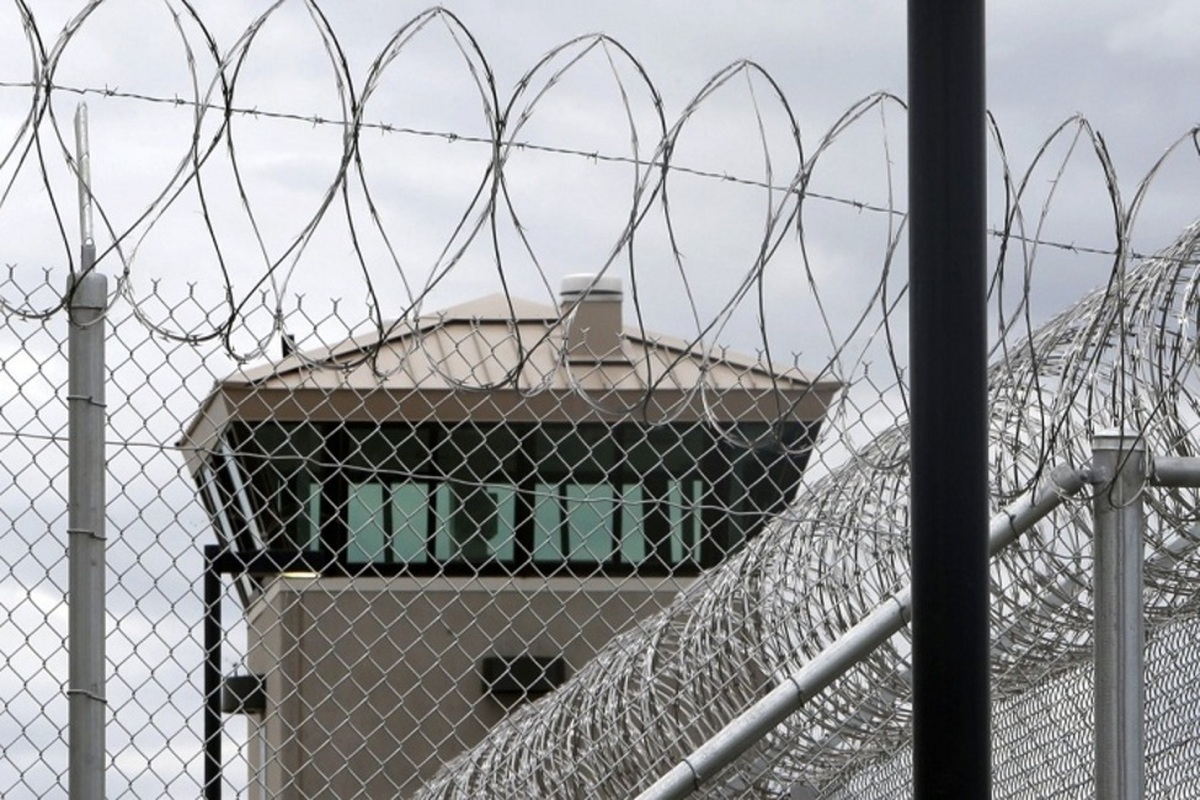 حبس جمعی و سودجویی زندان‌های خصوصی در آمریکا