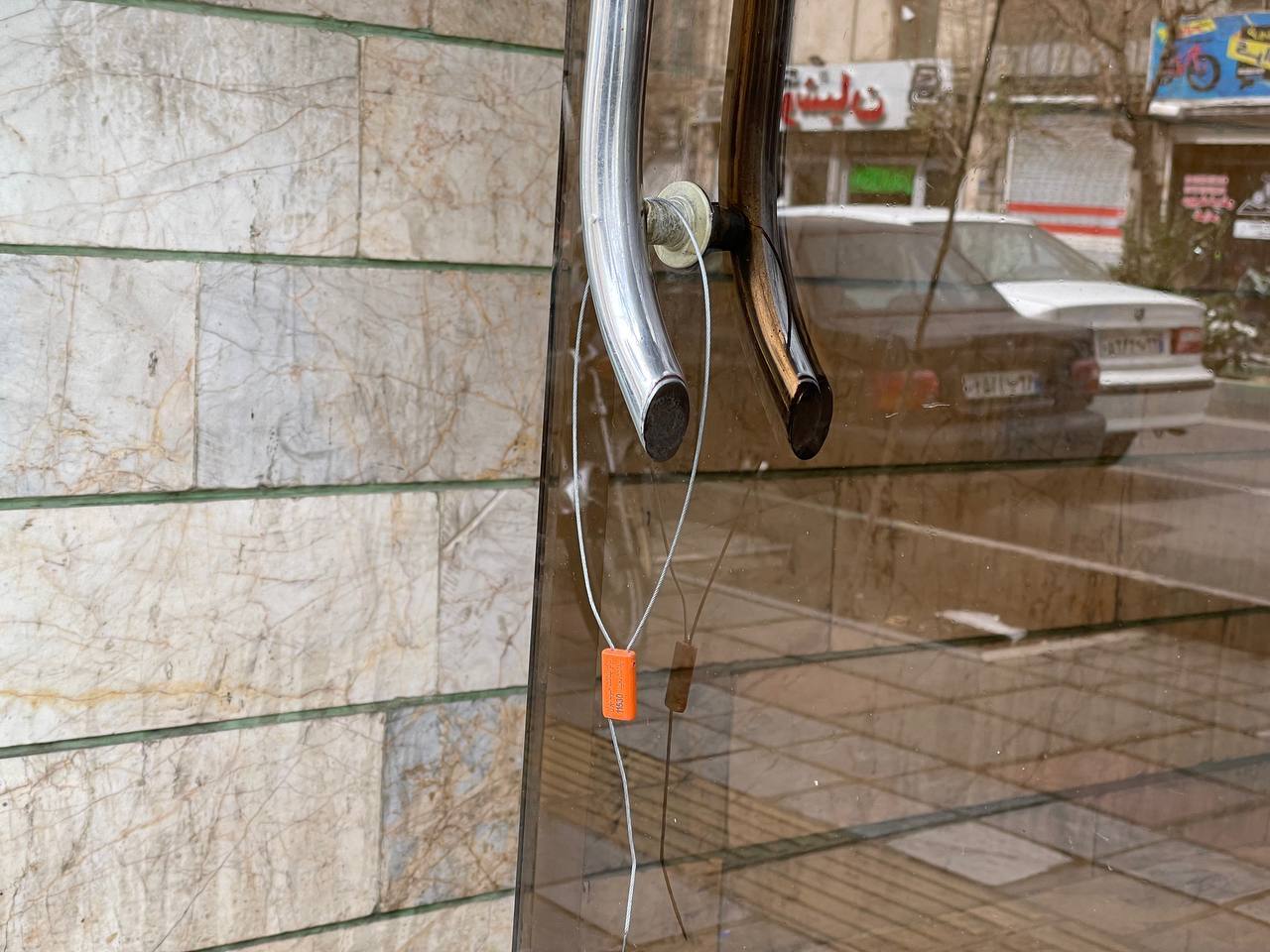 تشکیل تیم بازرسی و نظارت بر اصناف در ایام پایانی سال توسط قاضی اجرای احکام دادسرای ناحیه ۲۶ و معاون دادستان و سرپرست دادسرای ناحیه ۱۶ تهران