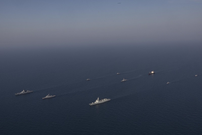 اجرای عملیات رهگیری و انهدام اهداف هوایی شبانه در رزمایش مرکب کمربند امنیت دریایی ۲۰۲۳ اجرای عملیات رهگیری و انهدام اهداف هوایی شبانه در رزمایش مرکب کمربند امنیت دریایی ۲۰۲۳