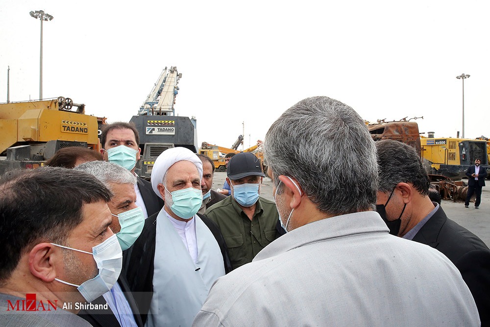 ۲۱۱ روز بعد از سفر رئیس قوه قضاییه به بوشهر و دستور به مسئولان قضایی استان تمام کالاهای موجود در انبارهای اموال تملیکی و گمرکات استان تعیین تکلیف شد / درامد ۹ هزار و ۹۰۰ میلیارد تومانی قوه قضاییه به نفع دولت/ رئیس کل دادگستری استان بوشهر: کالای بلاتکلیفی در انبار استان وجود ندارد ۲۱۱ روز بعد از سفر رئیس قوه قضاییه به بوشهر و دستور به مسئولان قضایی استان تمام کالاهای موجود در انبارهای اموال تملیکی و گمرکات استان تعیین تکلیف شد / درامد ۹ هزار و ۹۰۰ میلیارد تومانی قوه قضاییه به نفع دولت/ رئیس کل دادگستری استان بوشهر: کالای بلاتکلیفی در انبار استان وجود ندارد