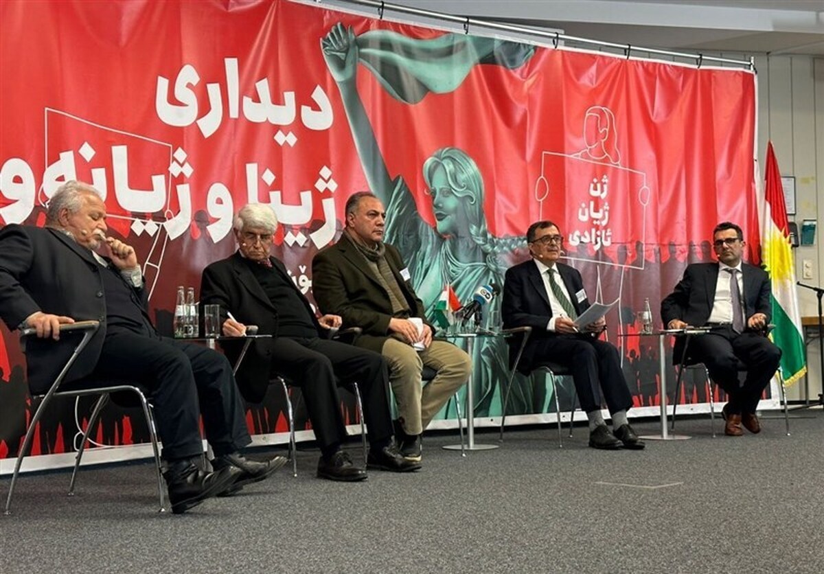 دورهمی کومله در آلمان؛ به نام «زن، زندگی، آزادی»؛ به کام تجزیه‌طلبان!