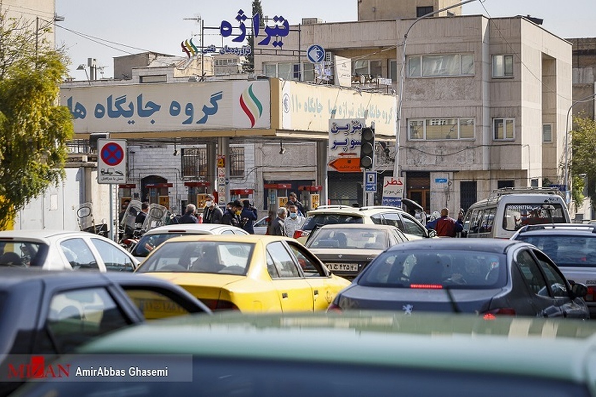 رکورد مصرف بنزین باز هم افزایش یافت/ مصرف ۱۴۴.۳ میلیون لیتر در آخرین روز سال/ لزوم مدیریت بهینه مصرف سوخت