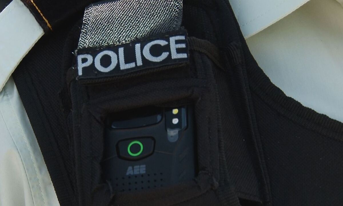 اجرایی شدن طرح نصب دوربین بر البسه پلیس