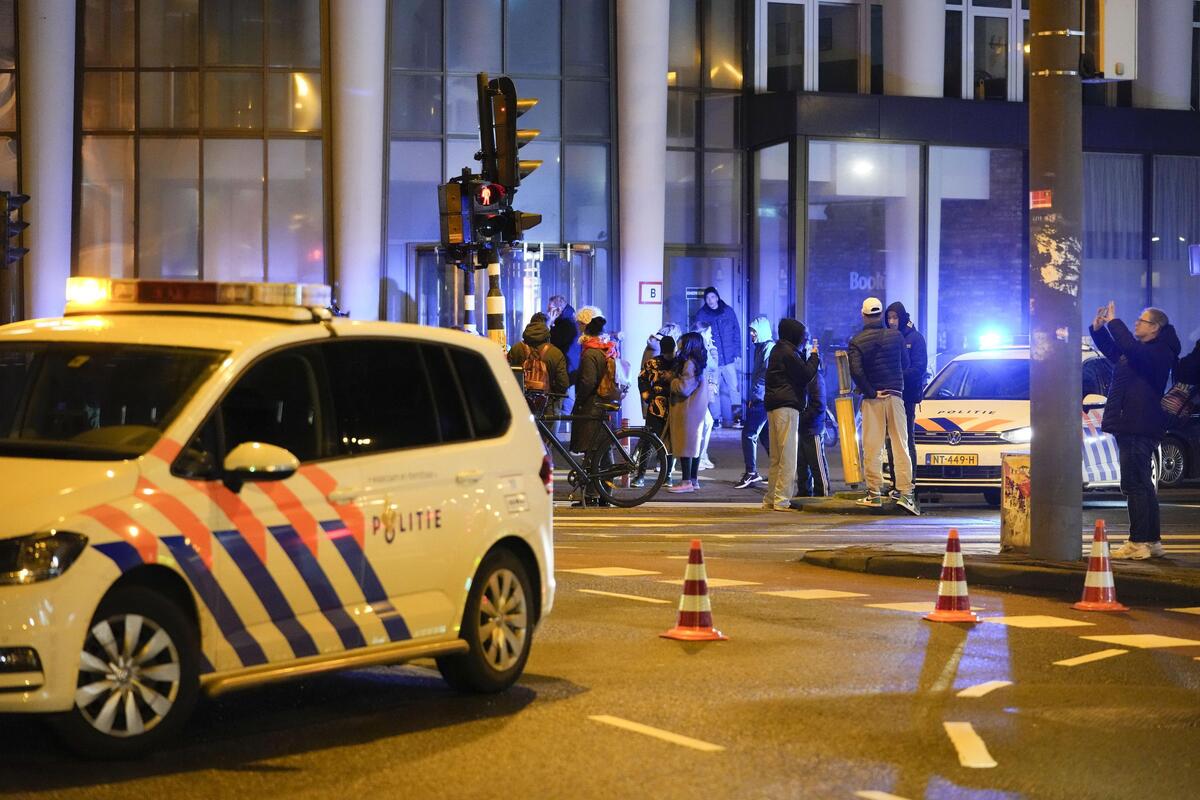 «رد لایت»؛ کانون فساد و استفاده از مواد مخدر در آمستردام هلند