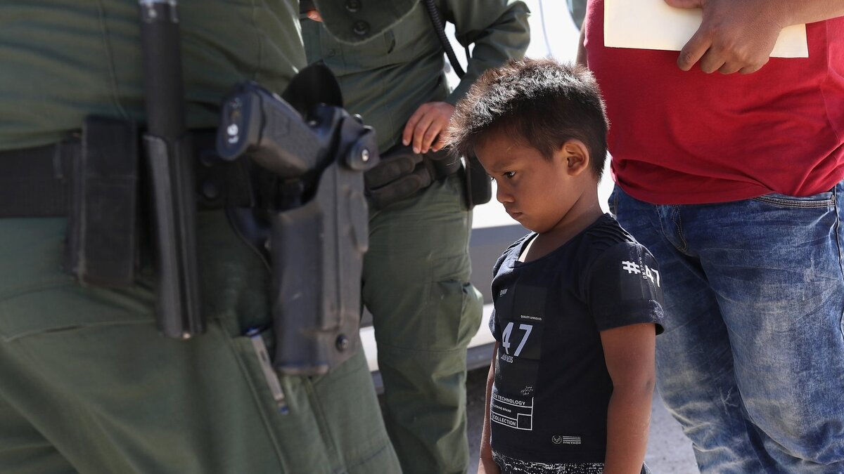 بازداشت کودکان و خردسالان مهاجر بخشی از سیستم مهاجرتی در مرزهای آمریکا