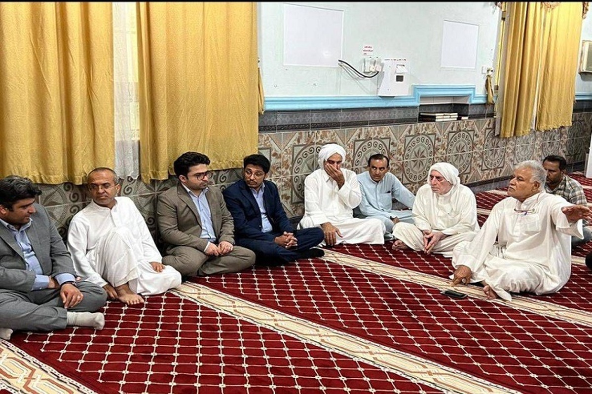 رئیس کل دادگستری شهرستان عسلویه با مردم اهل سنت شهر نخل تقی دیدار کرد