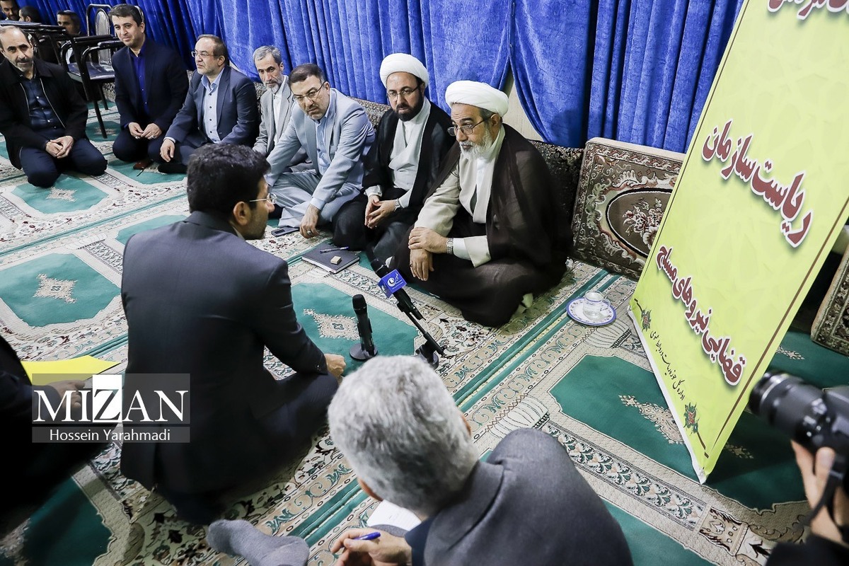 دیدار مردمی رئیس سازمان قضایی نیرو‌های مسلح با نمازگزاران مسجد امام علی (ع) شهرک سوم خرداد برگزار شد 