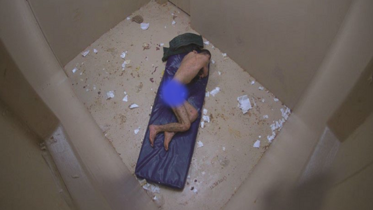 مرگ زندانیان آمریکایی در شرایط غیرانسانی و اسفناک مرگ زندانیان آمریکایی در شرایط غیرانسانی و اسفناک