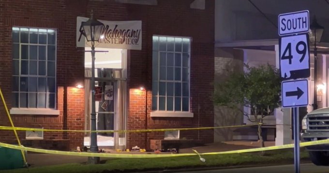 تیراندازی در آلاباما با ده‌ها کشته و مجروح