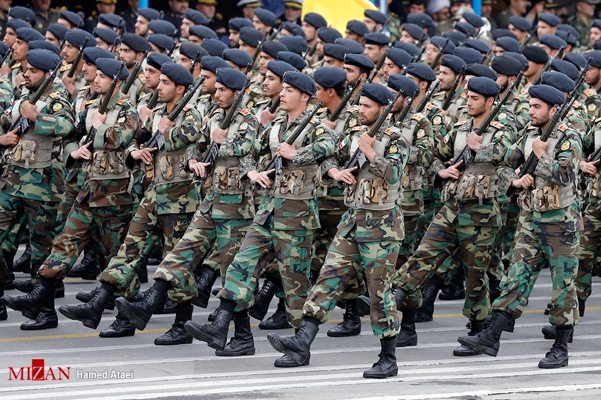 رژه روز ارتش آغاز شد