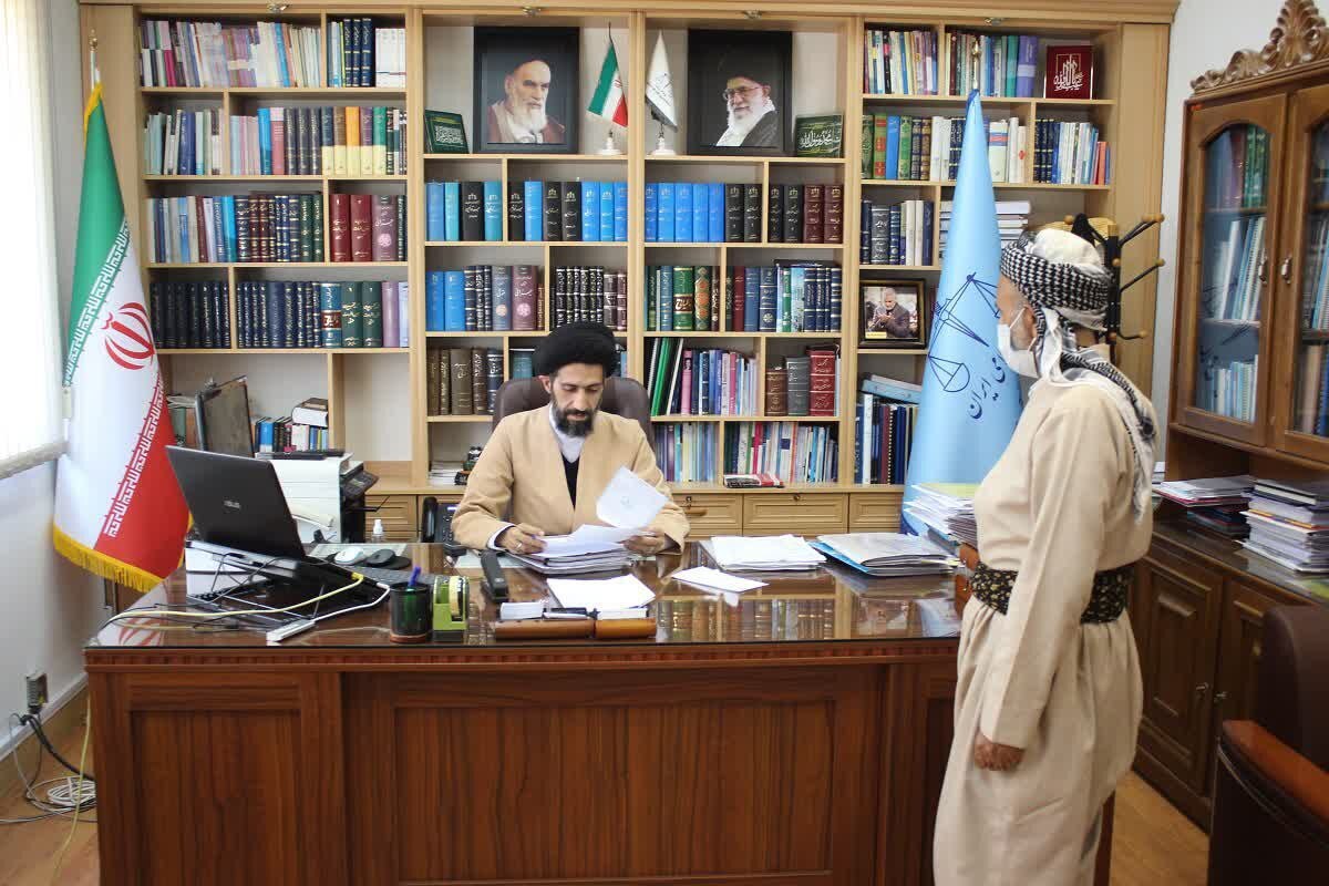  رئیس کل دادگستری استان کردستان به درخواست حقوقی و قضایی بیش از ۸۳ نفر از مردم استان رسیدگی کرد 