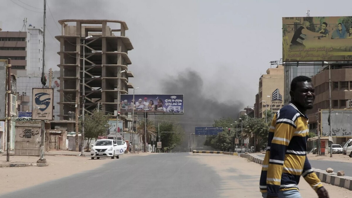 مذاکره نماینده سازمان ملل با طرفین درگیر در سودان/ افزایش شمار تلفات غیرنظامی به حدود ۲۰۰ نفر