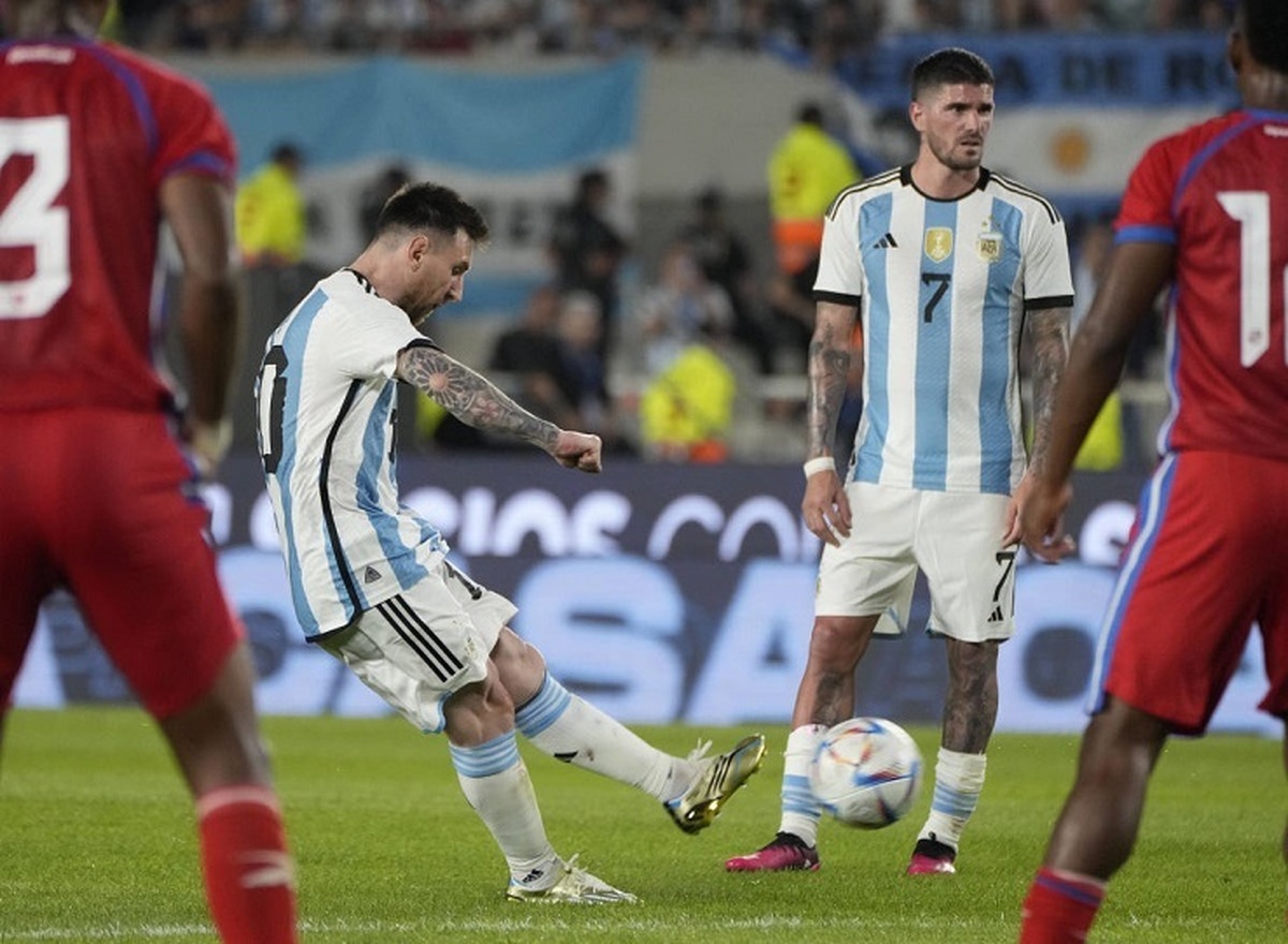 پیروزی آرژانتین و پرتغال در شب رکوردشکنی مسی و رونالدو/ شکست آتزوری مقابل انگلیس