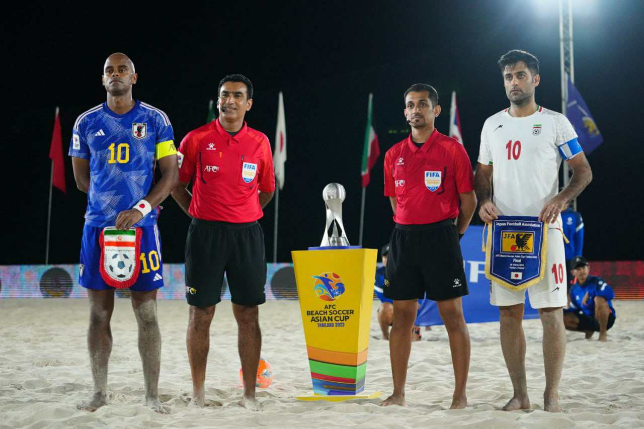 فوتبال ساحلی قهرمانی آسیا| ایران با غلبه بر ژاپن قهرمان شد/ مسیگر و رحمتی در جمع برترین ها