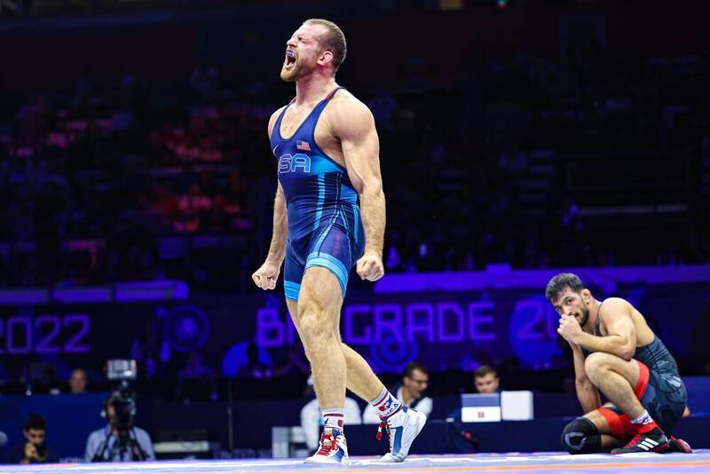 سایه روشن کشتی در سالی که گذشت؛ از کنارهگیری سوریان تا درگیری دبیر و پولادگر و ناکامی دوباره در دیپلماسی بینالمللی سایه روشن کشتی در سالی که گذشت؛ از کنارهگیری سوریان تا درگیری دبیر و پولادگر و ناکامی دوباره در دیپلماسی بینالمللی