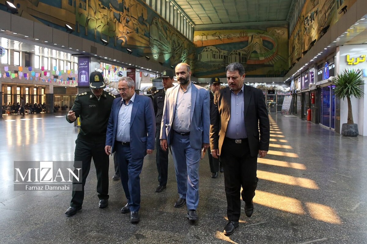 معاون دادستان نظامی استان تهران از یگان‌های پلیس راه آهن و پلیس فرودگاه کشور بازدید کرد