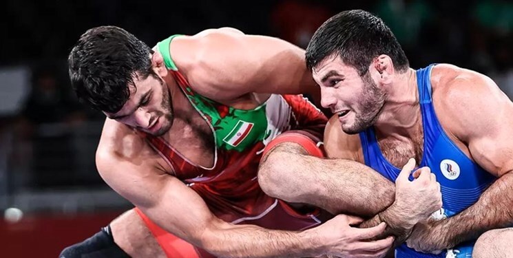 نایفونوف: دوست دارم مقابل تیلور و یزدانی پیروز شوم/ کشتی‌گیران برای پول به UFC می‌روند