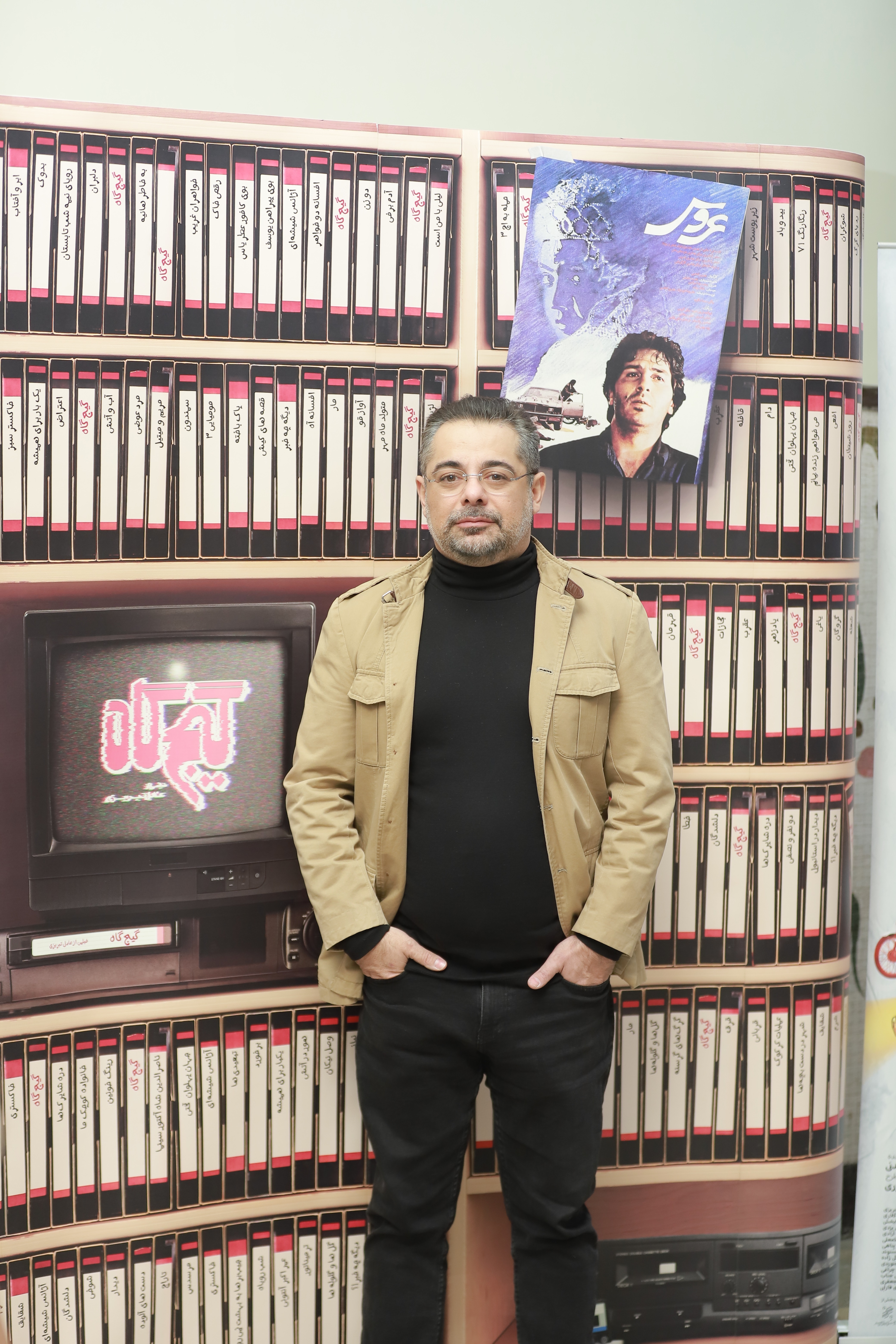 تجلیل از فرامرز قریبیان در اکران مردمی «گیجگاه»/ عادل تبریزی: خاطرات زیادی در مورد فرامرز قریبیان از جمشید هاشمپور شنیدهام تجلیل از فرامرز قریبیان در اکران مردمی «گیجگاه»/ عادل تبریزی: خاطرات زیادی در مورد فرامرز قریبیان از جمشید هاشمپور شنیدهام